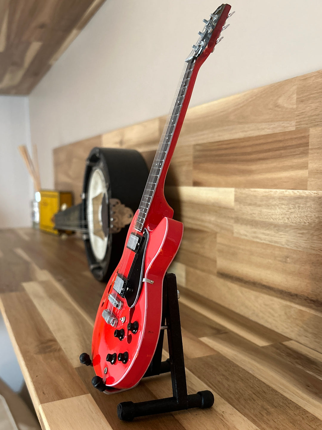 Miniature Guitar - Eric Clapton replica
